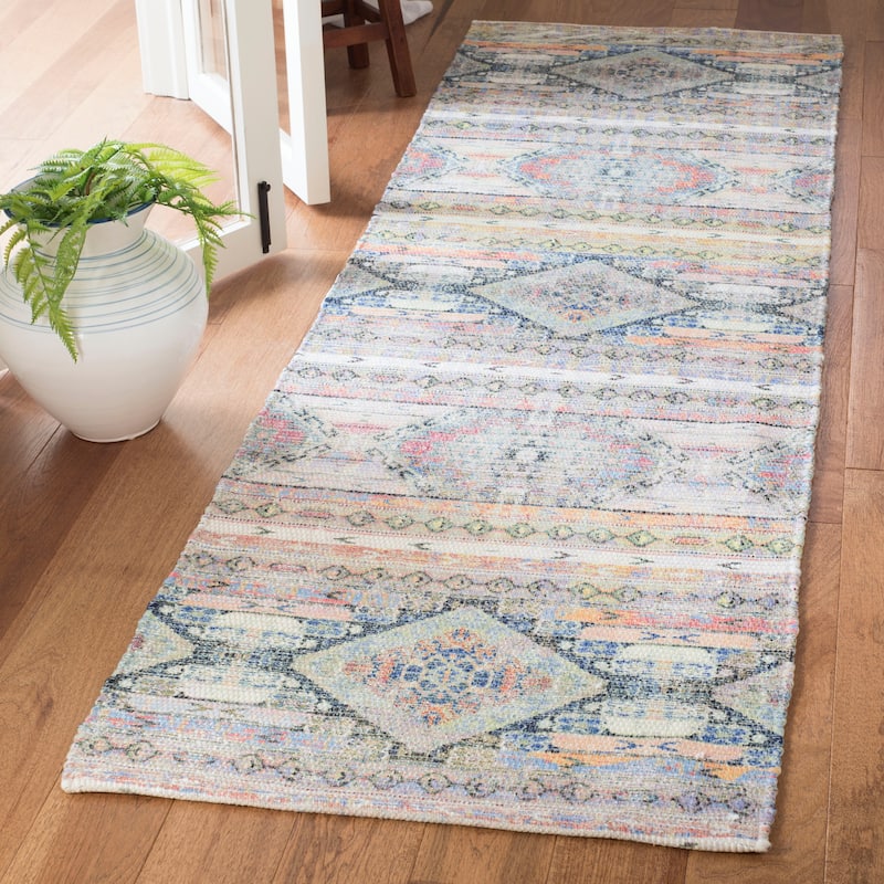 SAFAVIEH Handmade Saffron Estefania Modern Tribal Cotton Rug - 2'3" x 6' Runner - Cream/Blue