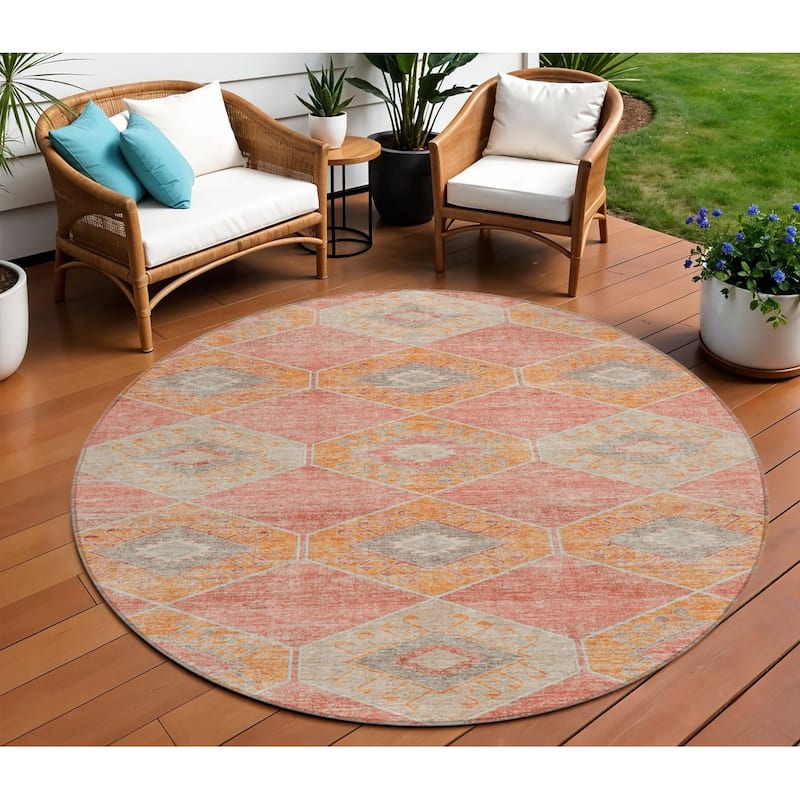 HomeRoots Aztec Transitional Rectangle Outdoor Rug - 8' Round