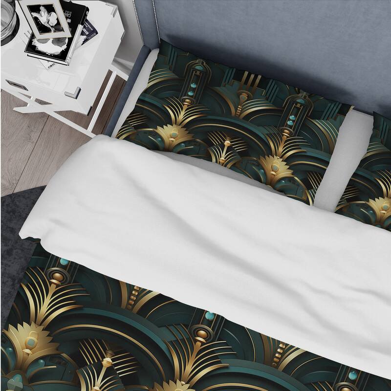 Designart "Gold And Green Art Deco Opulence" Gold Bohemian - Bedding Cover Set With Shams