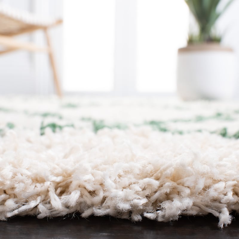 SAFAVIEH Venus Shag Bogdanka 1.75-inch Thick Rug