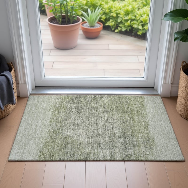 Machine Washable Indoor/Outdoor Border Ombre Chantille Rug