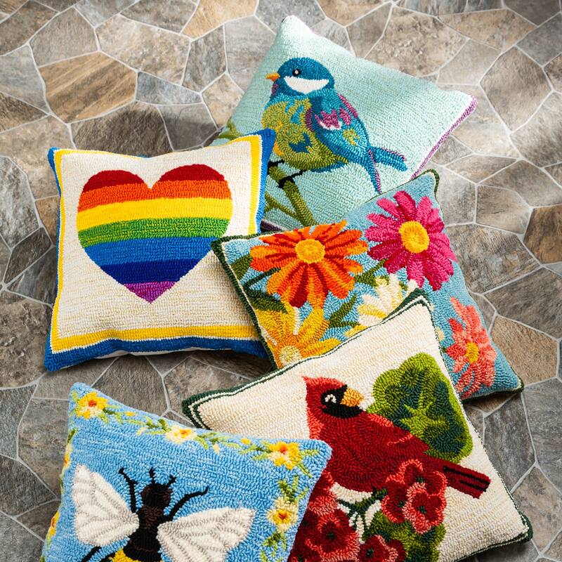 Indoor/Outdoor Bluebird Hooked Polypropylene Throw Pillow 18"x18"