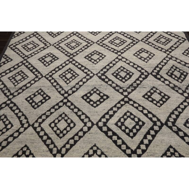 Hand Knotted Tibetan Wool Modern & Contemporary Oriental Rug (8x10) - 8' 4'' x 10' 3''