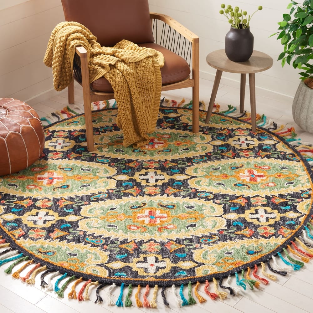 SAFAVIEH Handmade Blossom Hellevi Modern Floral Wool Rug