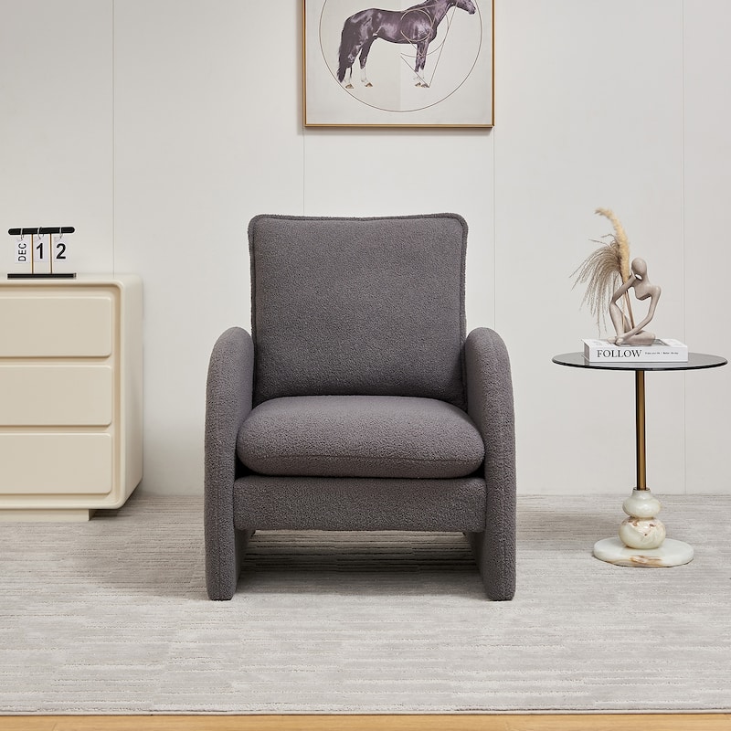 Modern and comfortable living room sofa set