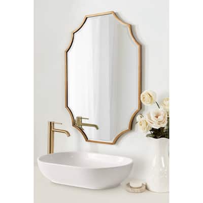 Kate and Laurel Deavere Scalloped Wall Mirror - 22x32