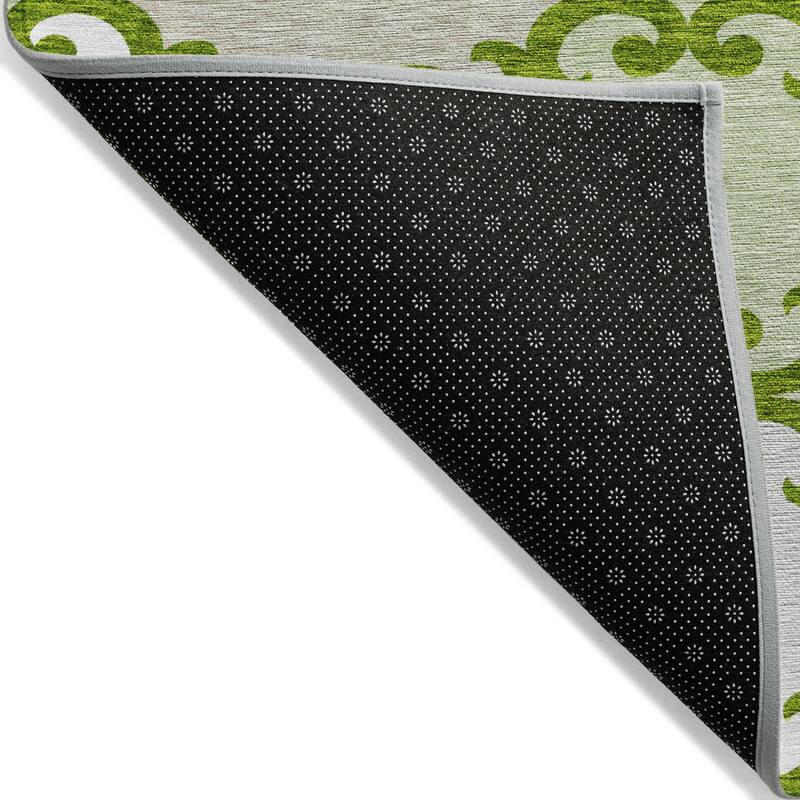 Machine Washable Indoor/ Outdoor Chantille Traditional Scroll Rug