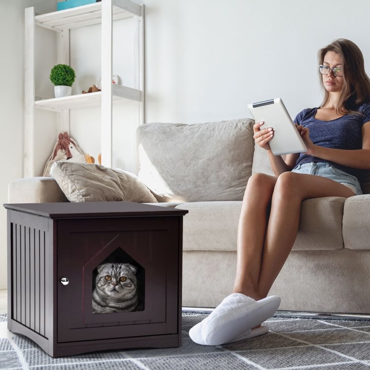 Stylish Cat House Nightstand with Magnetic Door for Easy Cleaning - 20" x 19.5" x 18.5" (L x W x H)
