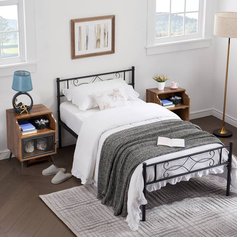 Taomika 3-pieces Bedroom Set with Metal Bed Frame and Nightstands