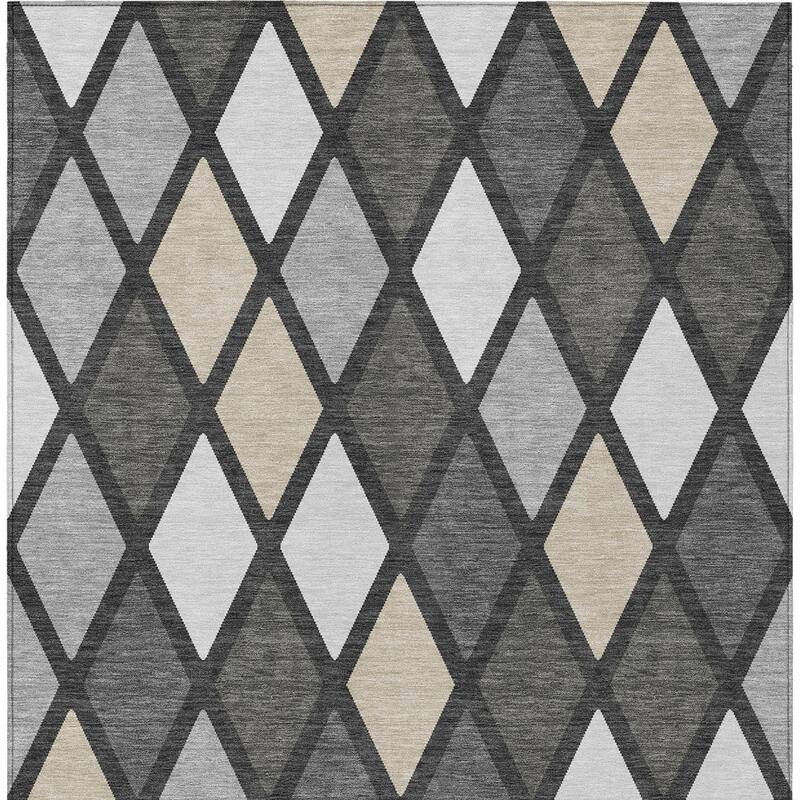 HomeRoots Geometric Transitional Rectangle Outdoor Rug