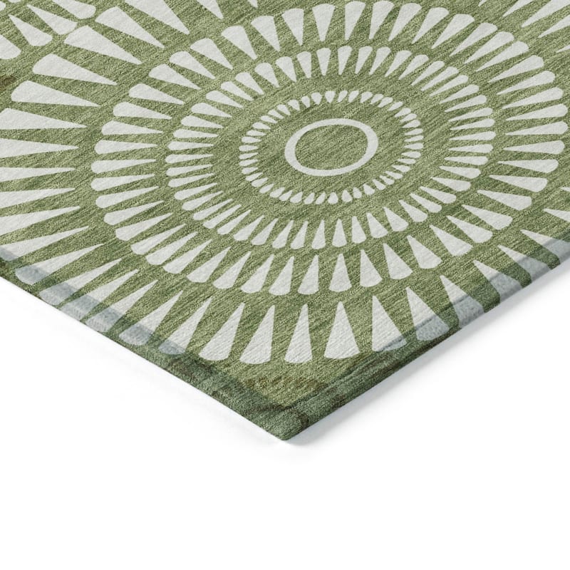 Machine Washable Indoor/ Outdoor Chantille Modern Burst Rug