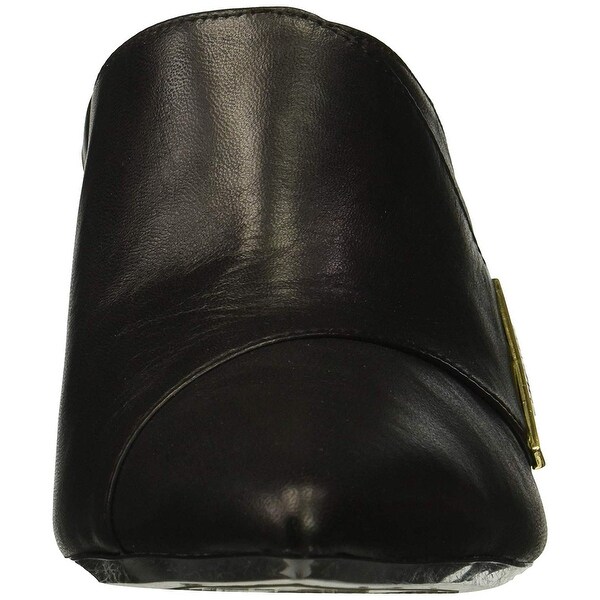 calvin klein women's grecia pump