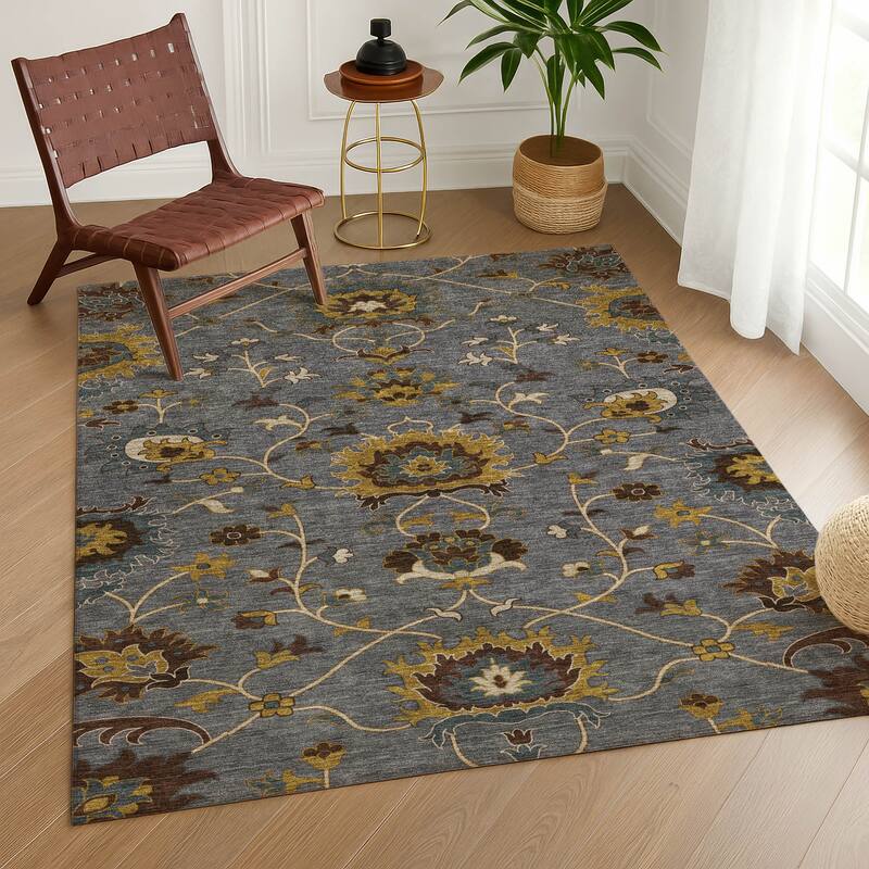 Machine Washable Indoor/ Outdoor Traditional Luna Chantille Rug