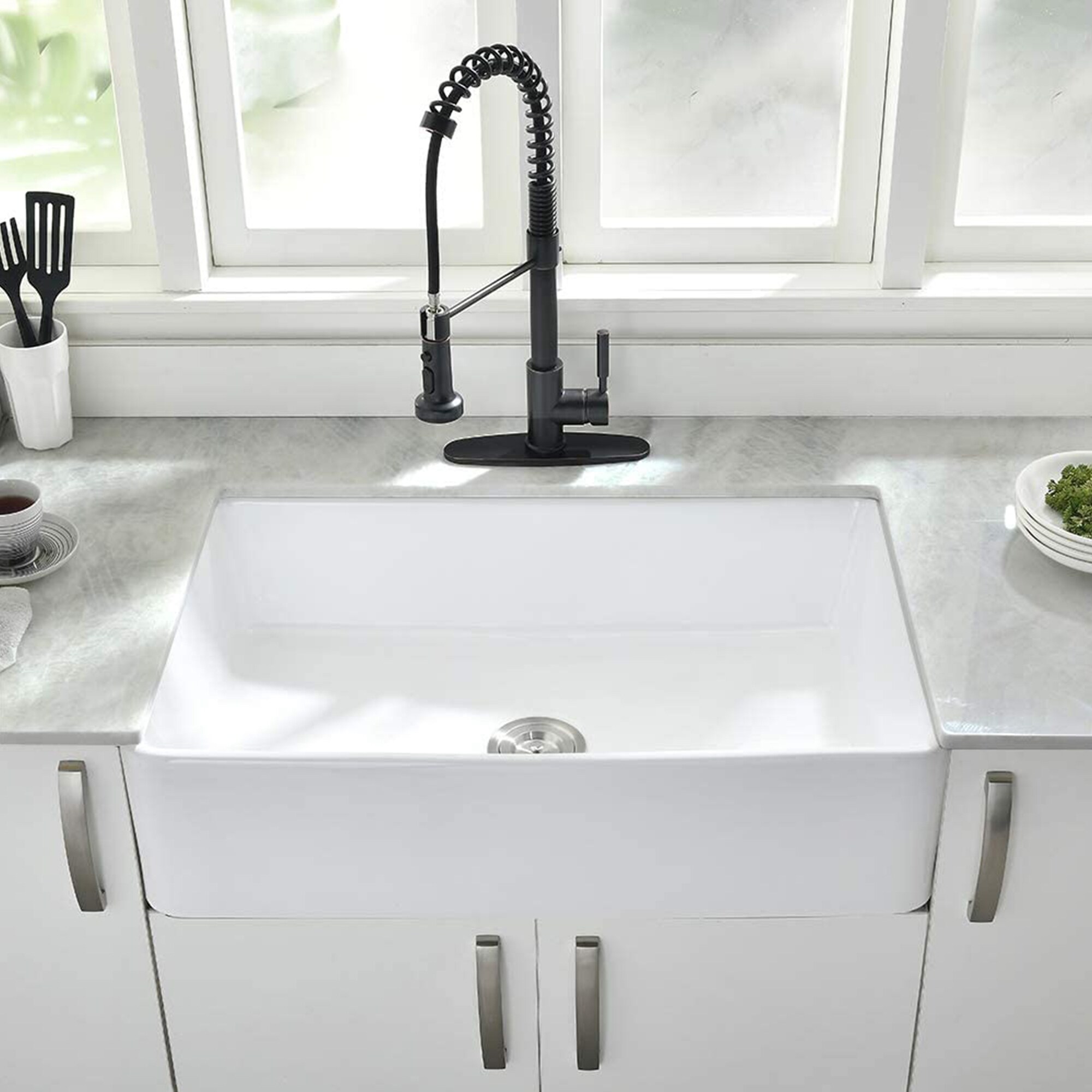 Shop 33 Inch White Ceramic Fireclay Kitchen Sink Overstock 32188067