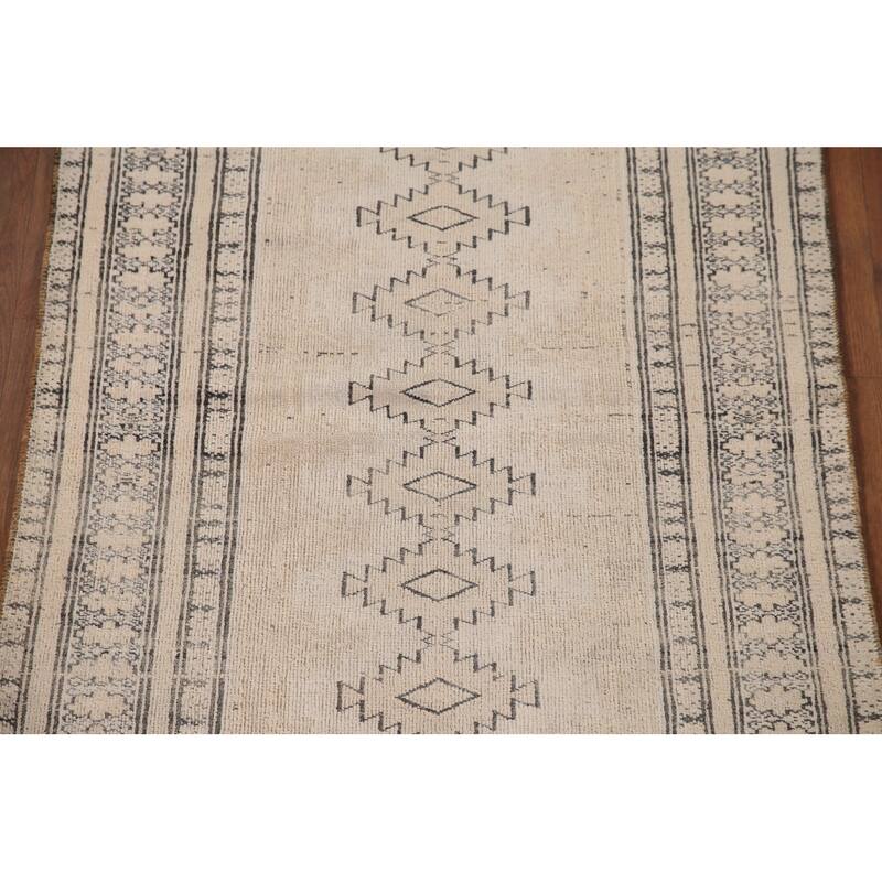 Hand Knotted Oriental 100% Wool Carpet Traditional Geometric Beige & Ivories Bokhara Area Rug - 4' 8'' X 2' 11''