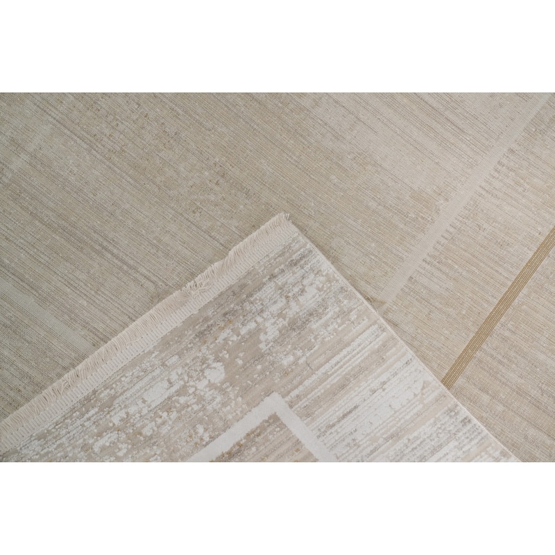 Machine Made Oriental Polyester Carpet Geometric Beige & Ivories Distressed Area Rug - 7' 5'' X 5' 2''