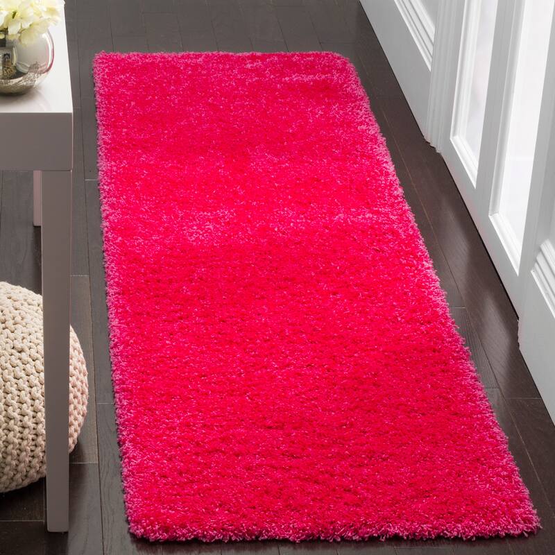 SAFAVIEH Laguna Shag Verdiana Solid Color 2-inch Thick Rug.