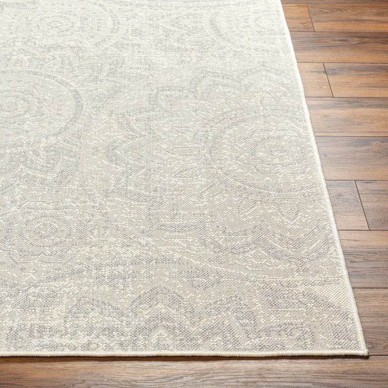 Livabliss Ravello Transitional Floral Indoor/ Outdoor Area Rug