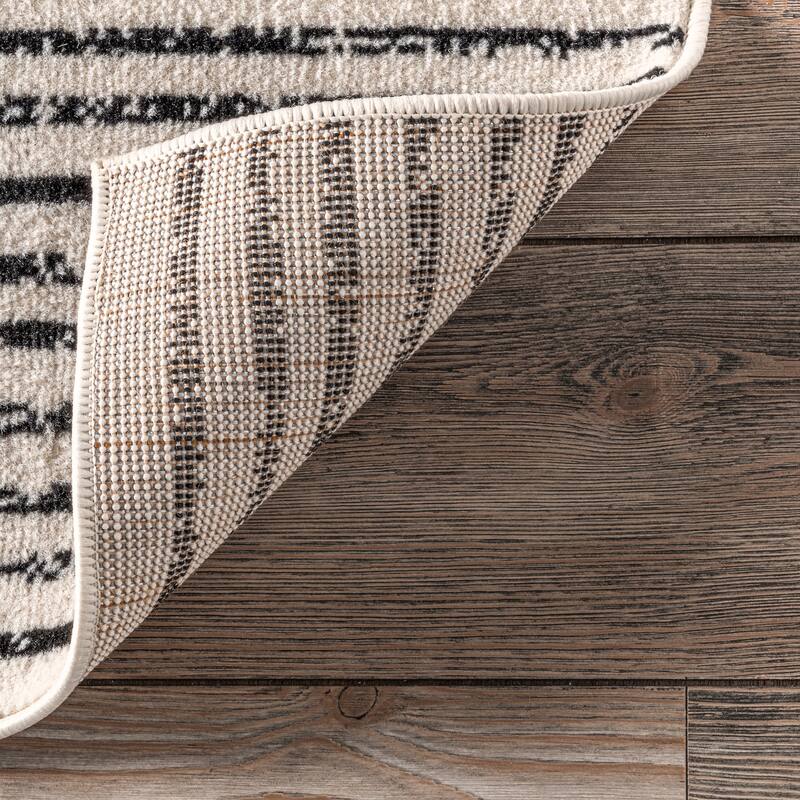 Nuloom Romina Diamond Stripes Area Rug