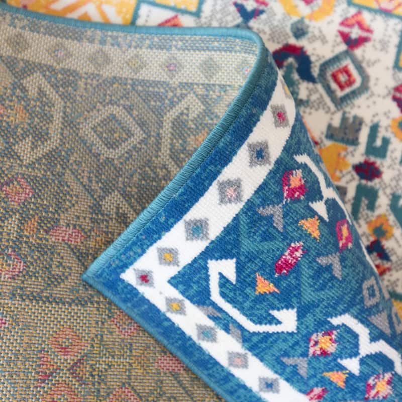 Semih Oriental Medallion Area Rug