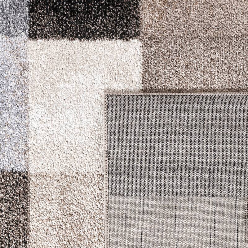 Checkered Area Rug in Patchwork Style in Beige and Grey