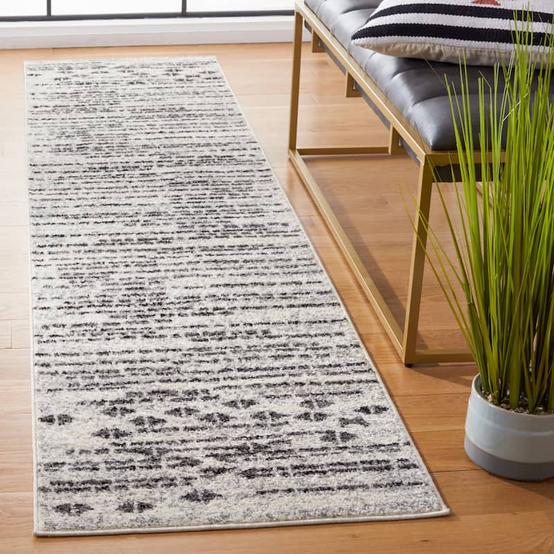 SAFAVIEH Tulum Iola Moroccan Boho Rug - 2'2" x 9' Runner - Black/Ivory