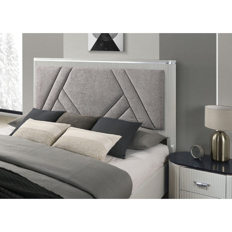Modern Light Gray Reeded Bedroom Set with Stone Tops