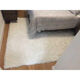 Safavieh Polar Shag Bibi Glam Solid Polyester Rug