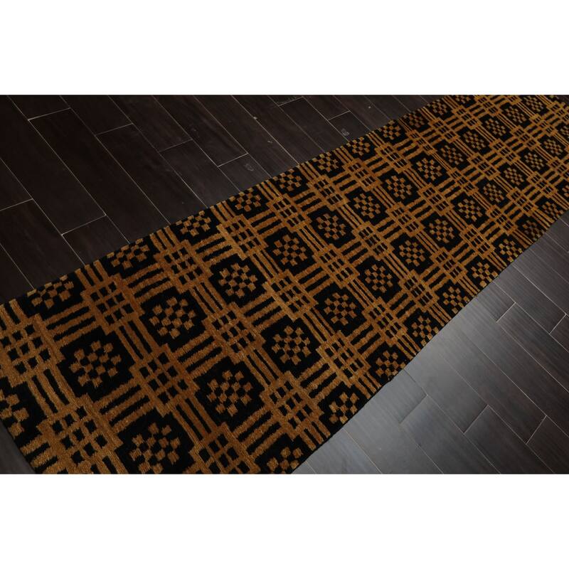 Tibetan Art Deco Authentic Swiss Wash 2'7''x9'7'' Hand Knotted Wool Black Rug - 2' 7'' x 9' 7''