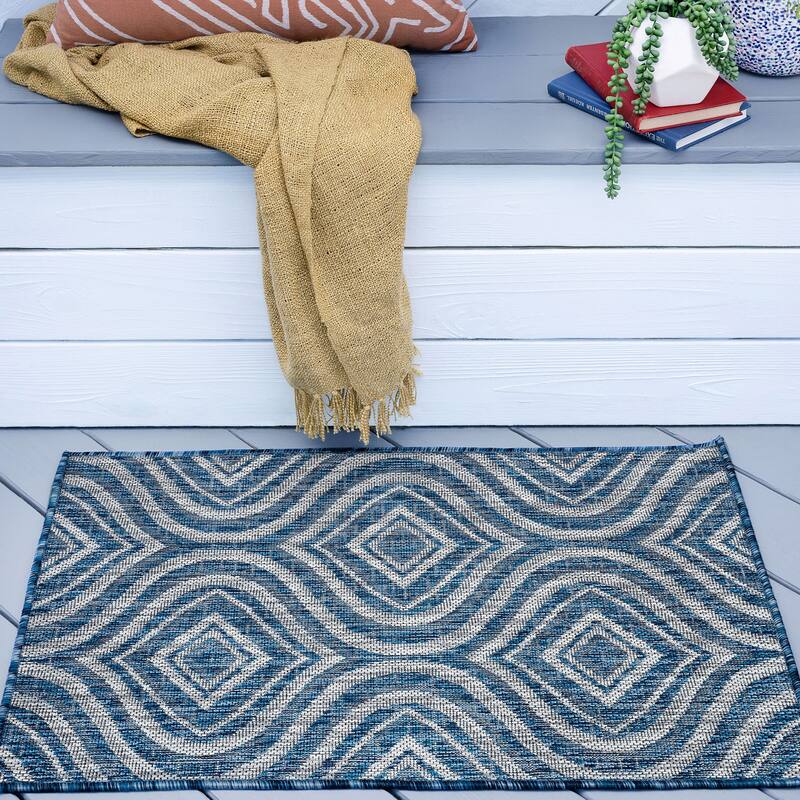 Colonnade Modern & Contemporary Abstract Indoor/Outdoor Area Rug