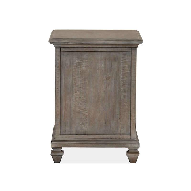 Magnussen Home Lancaster Dovetail Grey Chairside End Table - 18''W x 24''D x 24''H