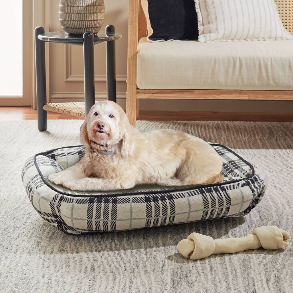 SAFAVIEH Pet Collection Adair Dog Bed
