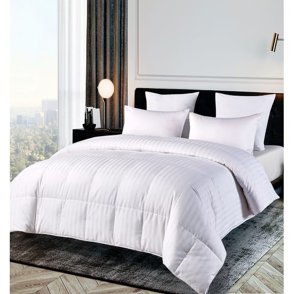 Oversized 500 Thread Count All Season Down Blend Comforter 5955233