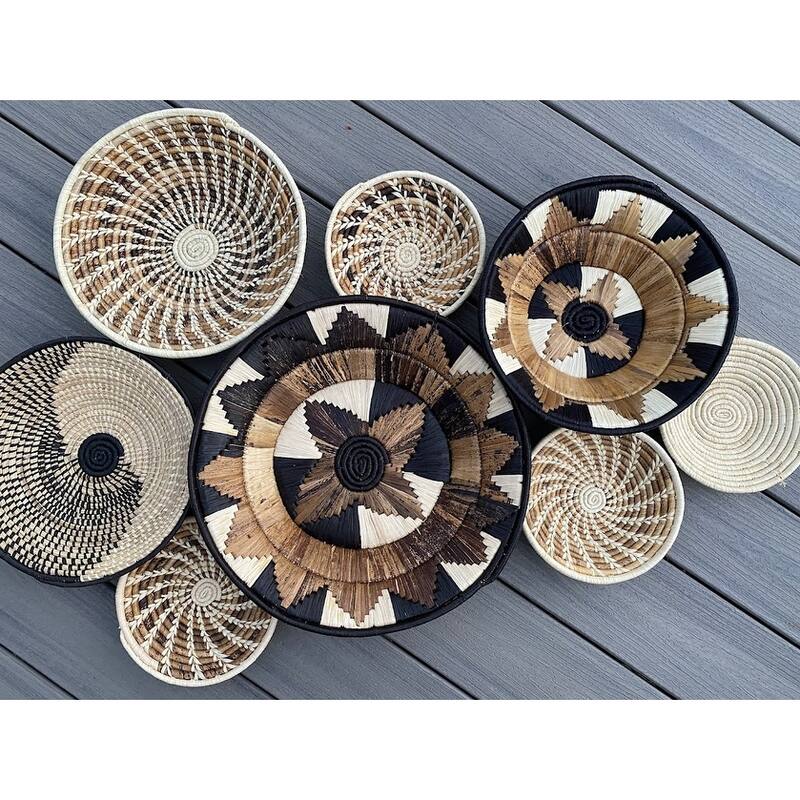 Set Of 8 Natural Color Wall Hanging Baskets 7.5"-12"