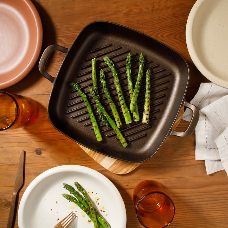 Bloomhouse Natural Bronze Finish Pre-seasoned Cast Iron Grill, Everyday Pan, Skillet & Olive Wood Trivet