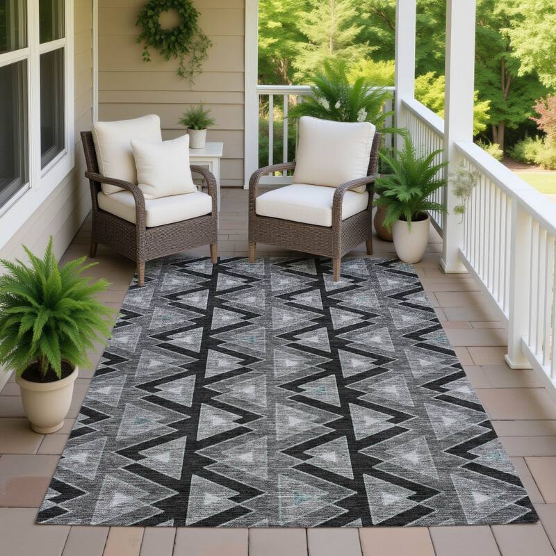 Machine Washable Indoor/ Outdoor Global Lyons Chantille Rug