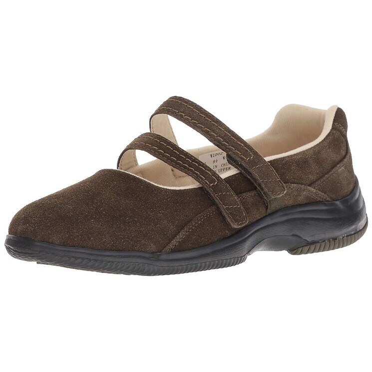 narrow mary jane shoes