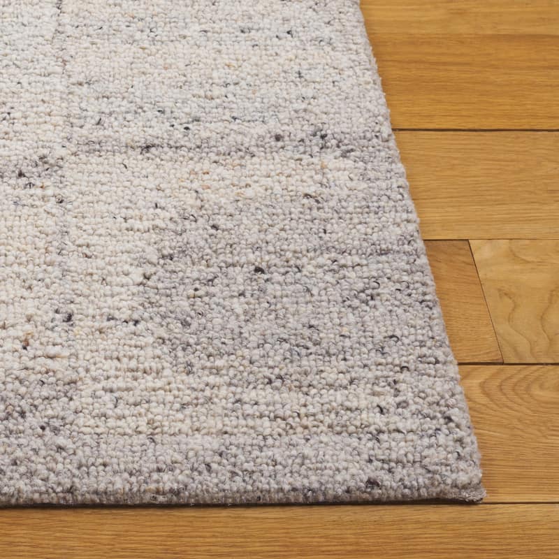 SAFAVIEH Handmade Harvest Poldi Wool Rug