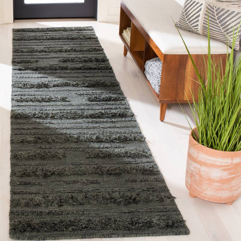 SAFAVIEH Handmade Vermont Kami Wool Rug - 2'3" x 9' Runner - Charcoal/Ivory