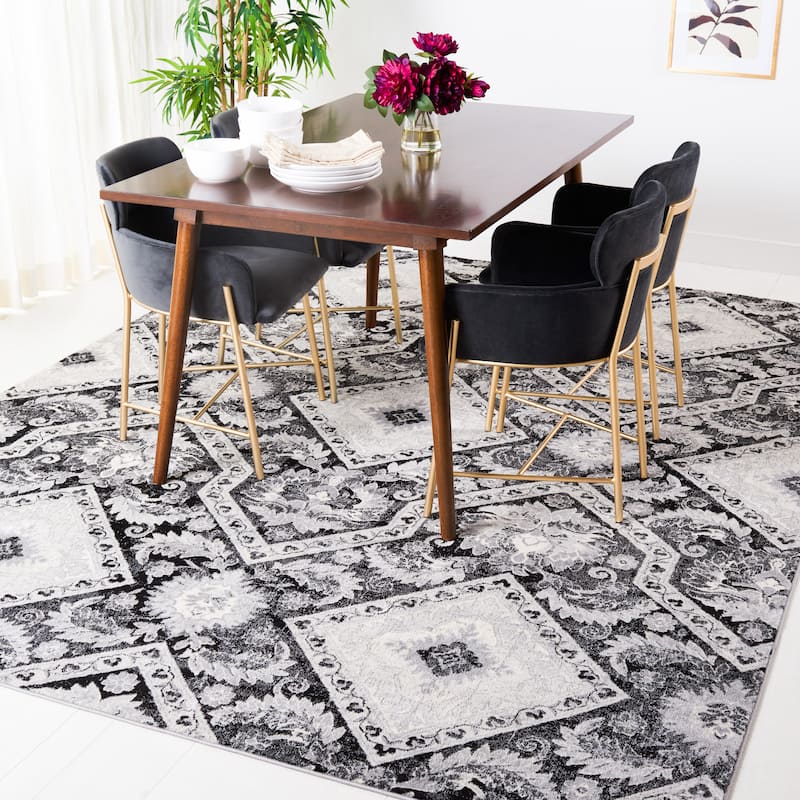 SAFAVIEH Brentwood Blagoyka Traditional Rug