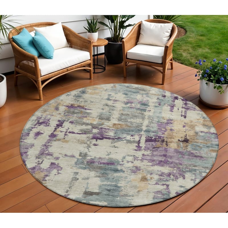 HomeRoots Abstract Transitional Rectangle Outdoor Rug - 8' Round