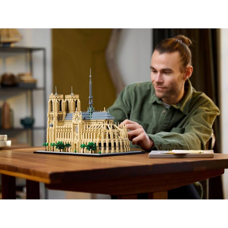 Architecture Notre Dame de Paris Building Set, 4383 Parts, Age 18+