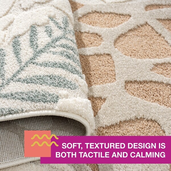 TOWN & COUNTRY PLAY Jungle Giraffe Kids Area Rug - On Sale - Bed