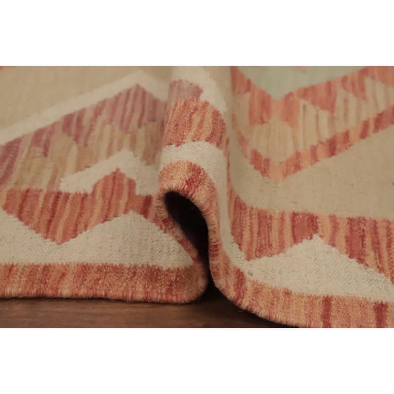 Hand Woven Oriental 100% Wool Carpet Southwestern Tribal Beige & Ivories Kilim Area Rug - 6' 7'' X 4' 11''