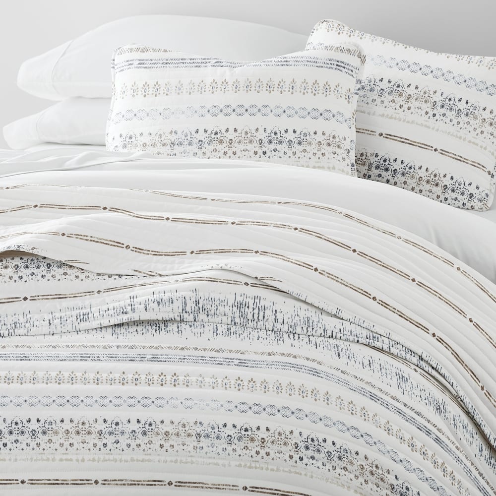 Becky Cameron All Season 3 Piece Striped Reversible Quilt Set