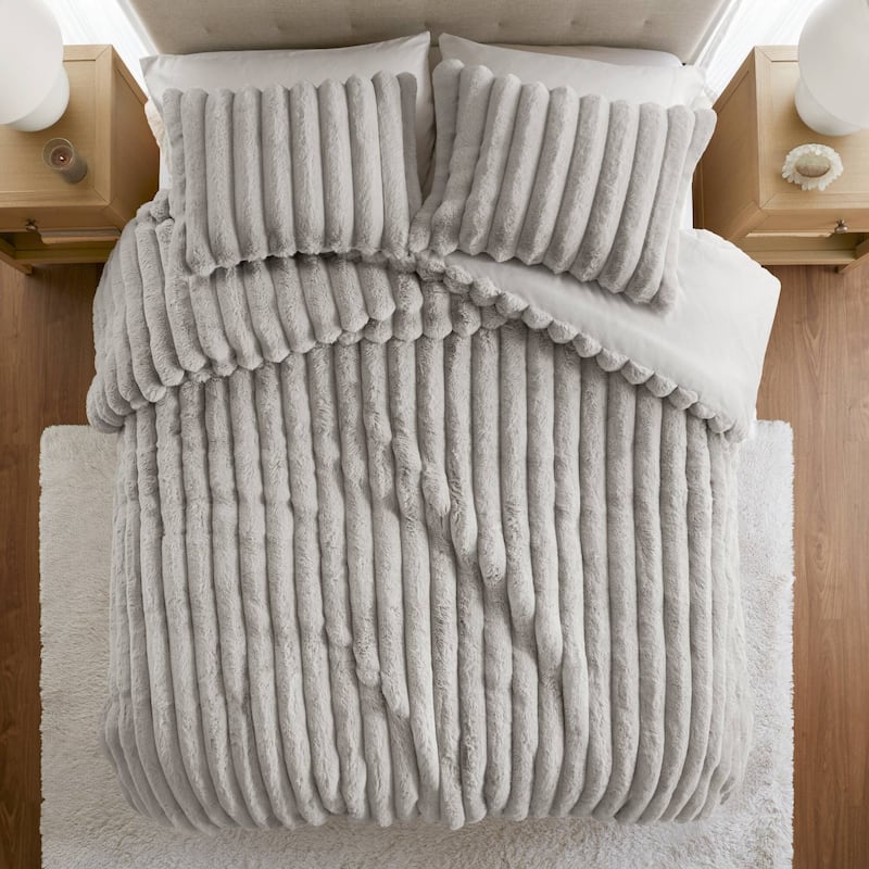 Madison Park Jasmine Ultrasoft Faux Fur Ribbed Comforter Set