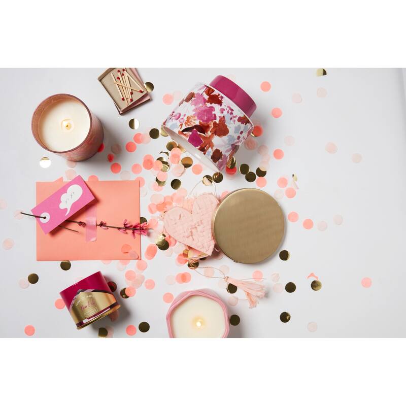 ILLUME Go Be Lovely Thai Lily Candle