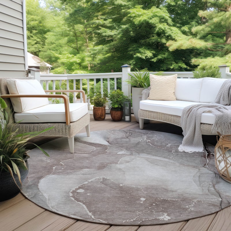 Machine Washable Indoor/ Outdoor Abstract Chantille Rug