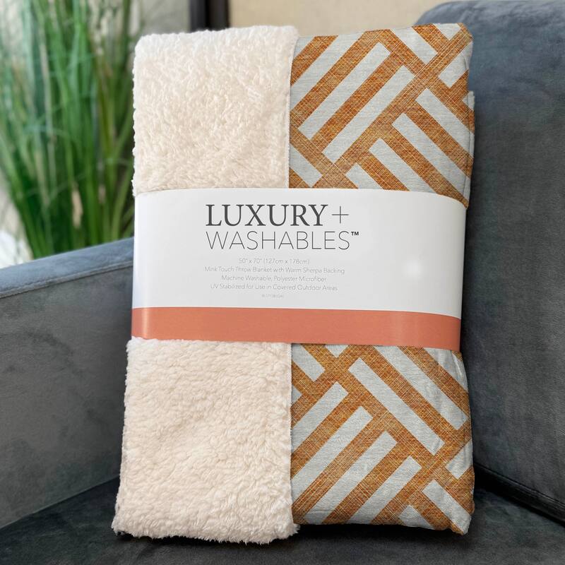 Premium Machine Washable Contemporary Geo Sherpa Throw Blanket