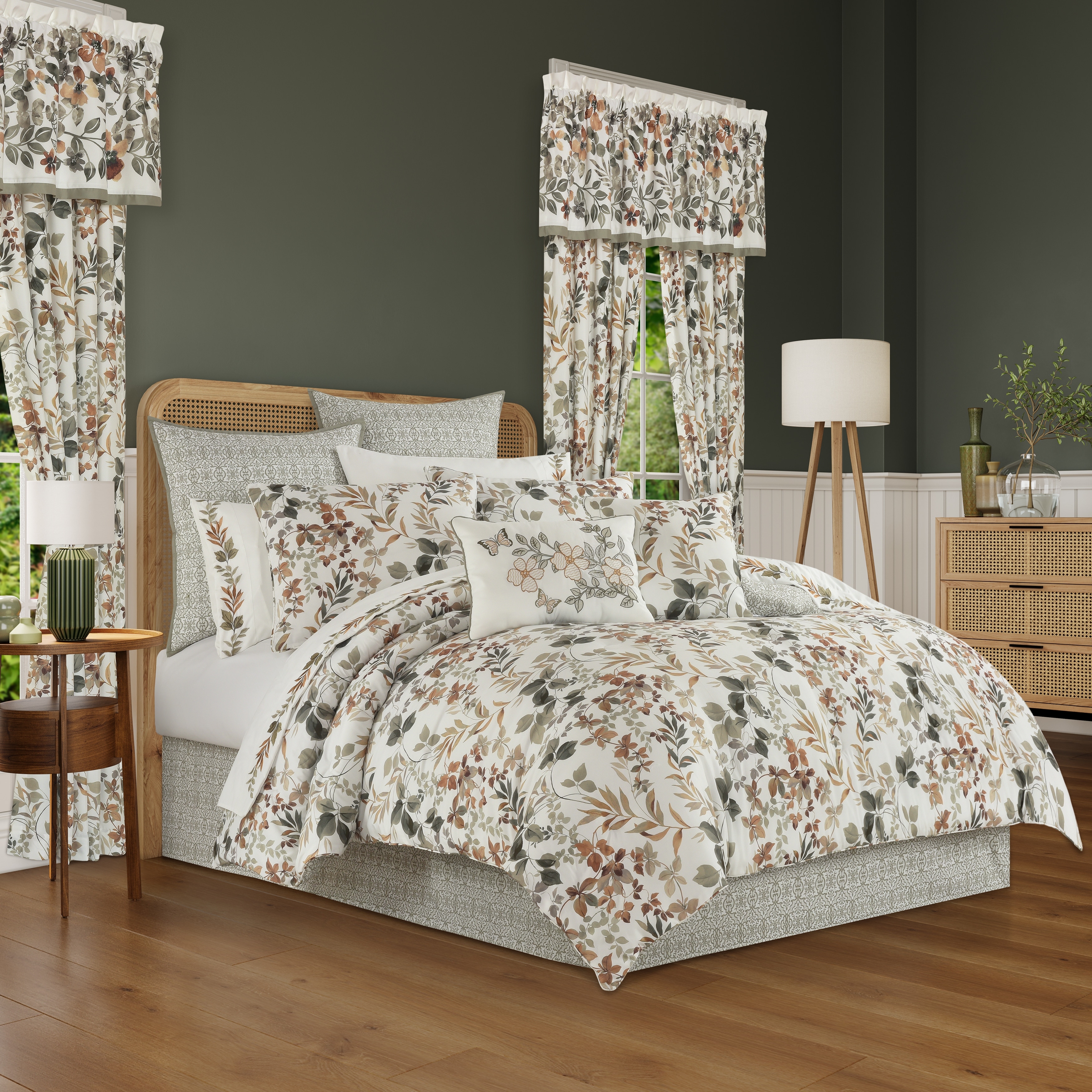 Green Floral Comforters and Sets - Bed Bath & Beyond